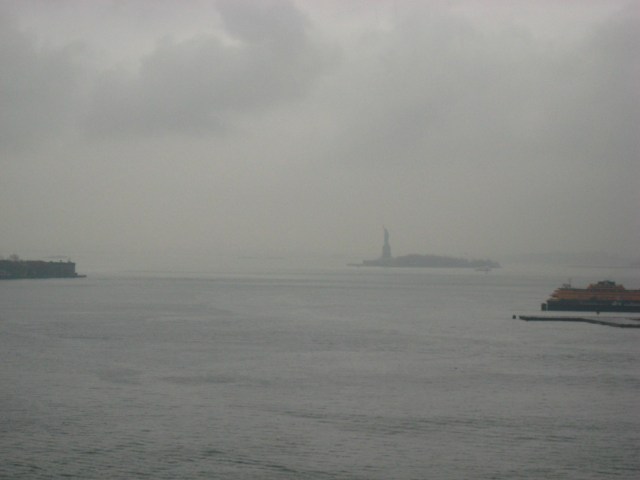 Freiheitsstatue im Regen