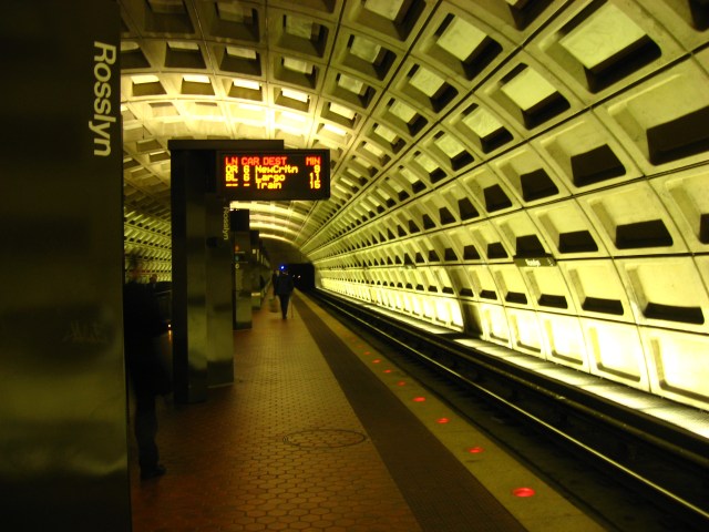 Rosslyn Station