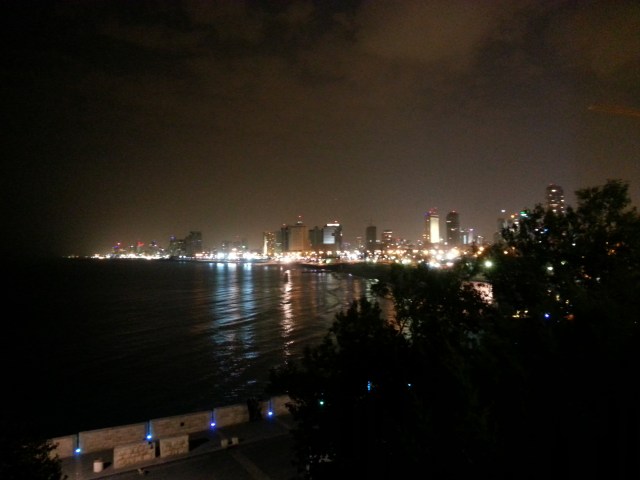 Blick auf die Hotels von Tel Aviv von Alt-Jaffa aus