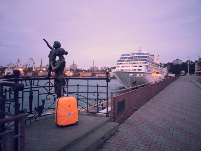 Statue mit Columbus 2