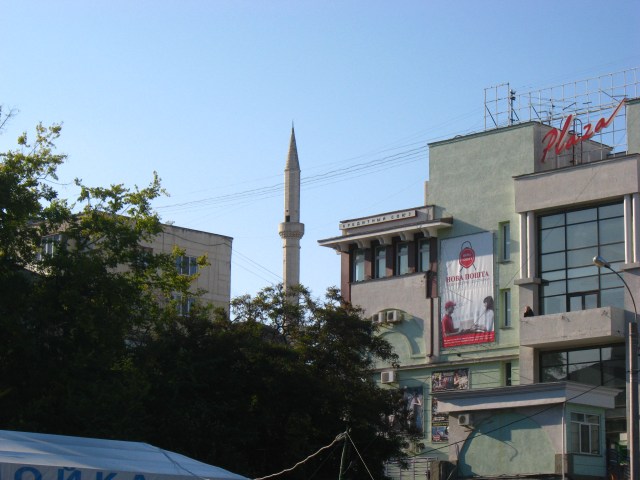 Plötzlich hörte ich doch mir vom vergangenen Jahr noch sehr vertraute Klänge... die kamen offenbar von diesem überdimensionalen Zahnstocher.  Ich bitte um Verzeihung, dass ich diesen Audruck, den ich bereits für das Washington-Memorial verbraten habe, recycled habe...