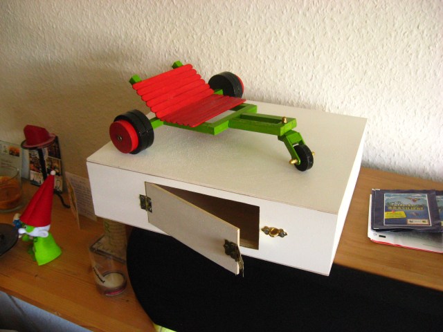 Buggymodell auf Kasten