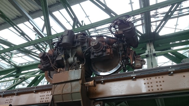 Schwebebahn-Antriebssatz