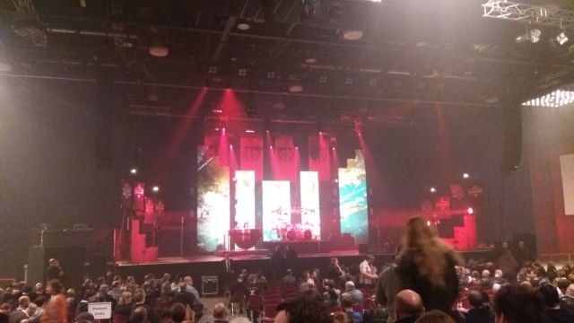 Blick von meinem Platz auf die Bühne